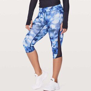 Lululemon Women's Train Times Crop 17" Leggings - Blue